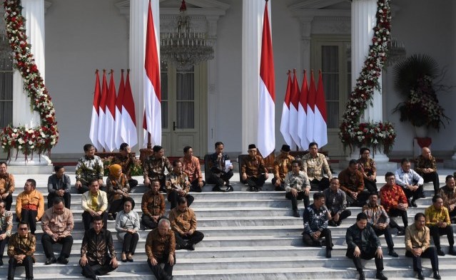 Jokowi: Saya Pastikan Menteri yang Tak Serius Dicopot Tengah Jalan